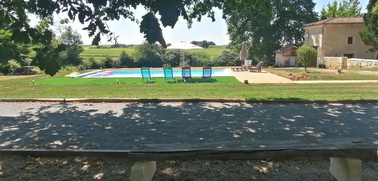 مبيت وإفطار Guillac  Domaine De Gaia, Piscine, Petanque, Ping Pong, Proche Saint-Emilion المظهر الخارجي الصورة