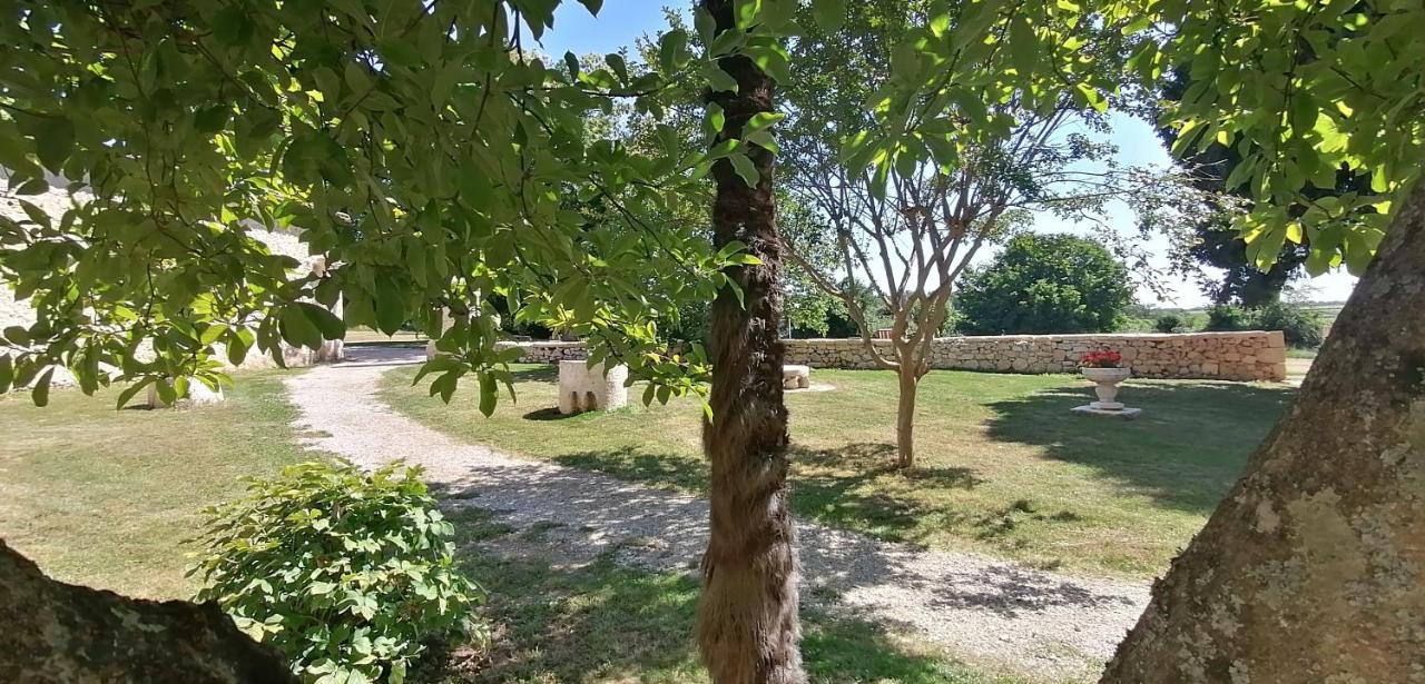 مبيت وإفطار Guillac  Domaine De Gaia, Piscine, Petanque, Ping Pong, Proche Saint-Emilion المظهر الخارجي الصورة