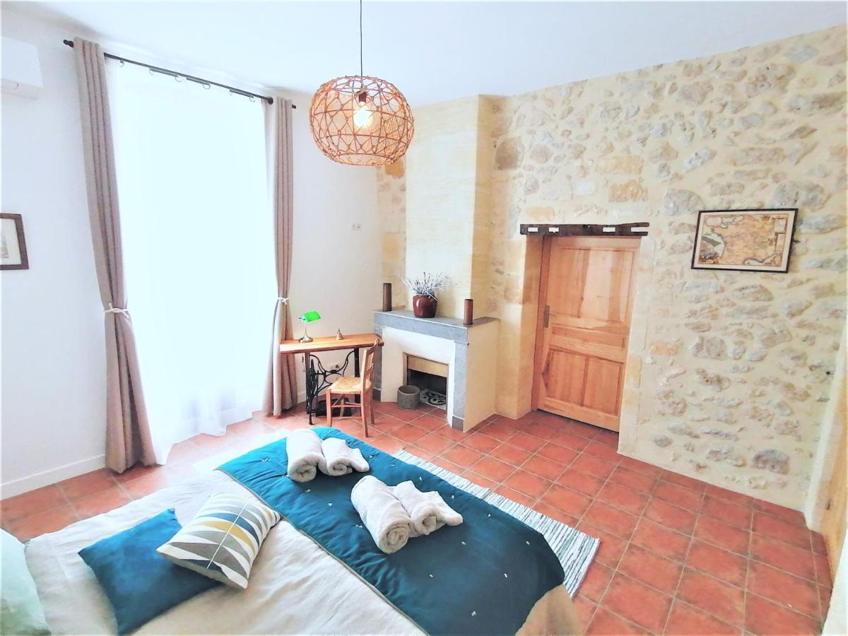 مبيت وإفطار Guillac  Domaine De Gaia, Piscine, Petanque, Ping Pong, Proche Saint-Emilion المظهر الخارجي الصورة