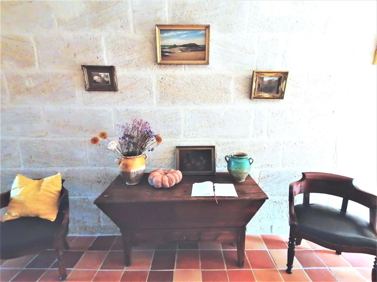 مبيت وإفطار Guillac  Domaine De Gaia, Piscine, Petanque, Ping Pong, Proche Saint-Emilion المظهر الخارجي الصورة